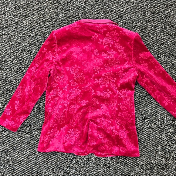 New pink floral velvet blazer - Picture 3 of 6